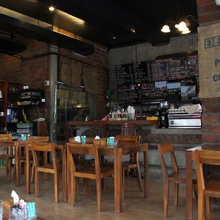 Hôtel Coffee Mania House à Phuket Extérieur photo